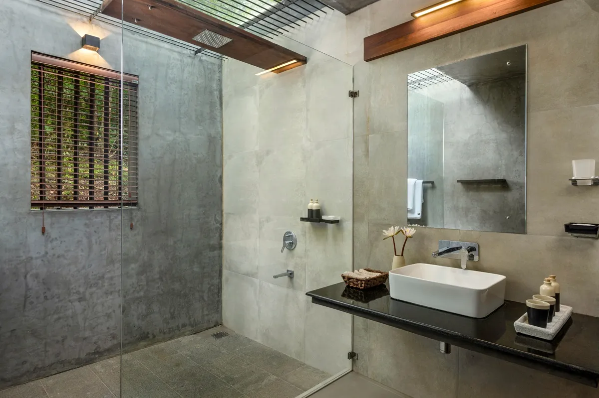 Sandalwood Chalet - Washroom